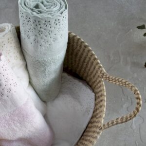 TOALHA ROSTO C/APLICACAO CRYSTAL 48/90 COR 1711 BEGE