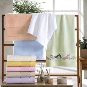 TOALHA ROSTO VELOUR P/BORDAR BELLA LISO 50CM X 80CM MARFIM